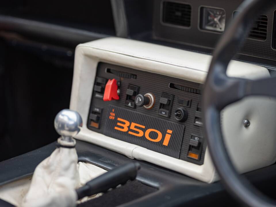 Image 28/50 of TVR Tasmin Series 1 (1985)