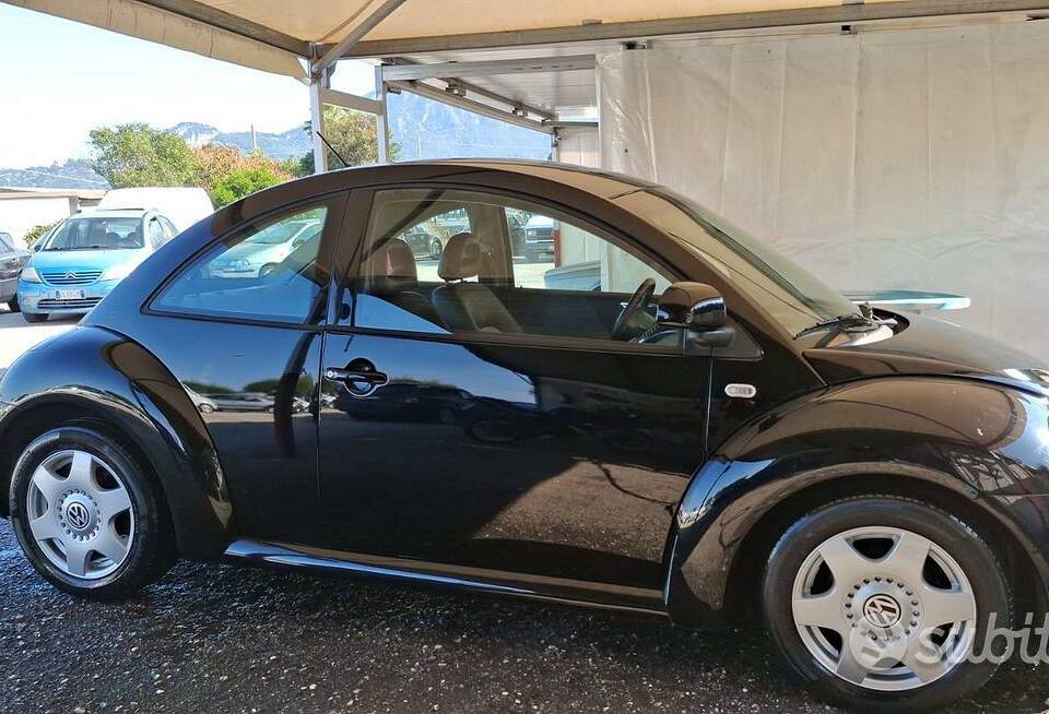 Image 1/7 of Volkswagen New Beetle 1.9 TDI (1999)