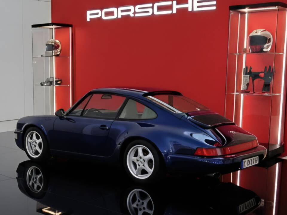 Imagen 2/17 de Porsche 911 Carrera 4 &quot;30 Jahre 911&quot; (1993)