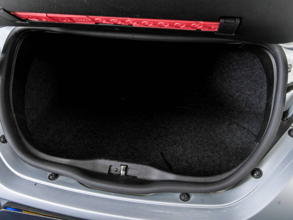 Bild 44/50 von Volkswagen New Beetle 2.0 (2003)