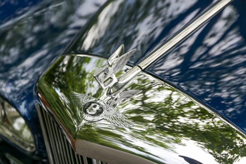 Image 40/49 of Bentley S 3 Continental Flying Spur (1964)