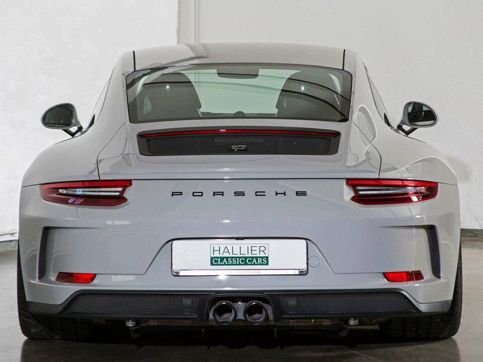 Image 14/25 de Porsche 911 GT3 Touring (2018)