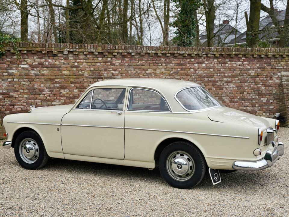 Image 20/50 of Volvo P 121 (1967)