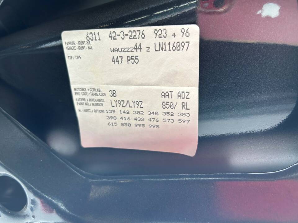 Immagine 21/44 di Audi 200 - 2.2 20V Turbo quattro (1990)