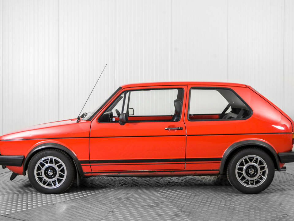 Afbeelding 9/50 van Volkswagen Golf Mk I GTI 1.8 (1983)