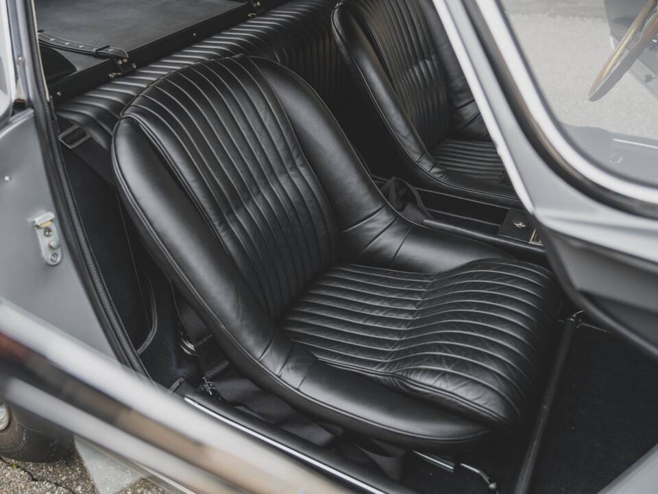 Image 68/79 of Ferrari 275 GTB/4 (1968)