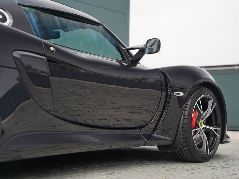 Image 39/50 of Lotus Exige S (2014)