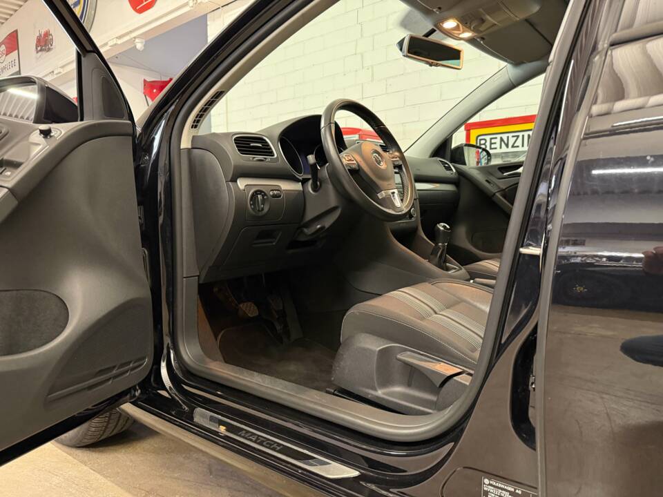 Bild 6/19 von Volkswagen Golf VI 1.2 TSI (2012)