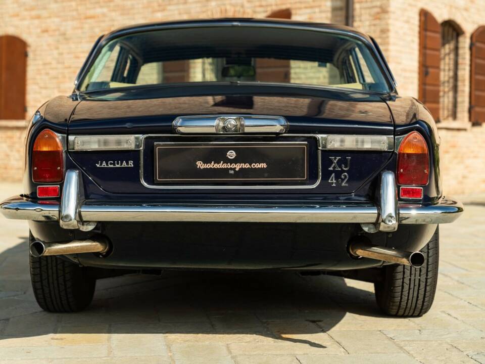 Imagen 9/50 de Jaguar XJ 4.2 (1978)