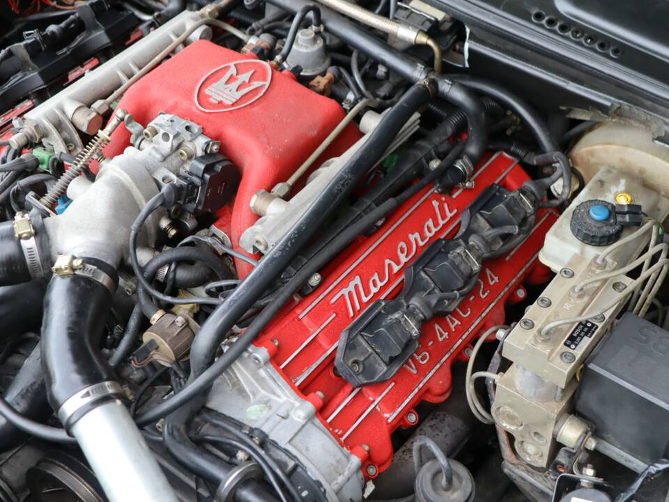 Bild 40/50 von Maserati Ghibli 2.0 (1995)