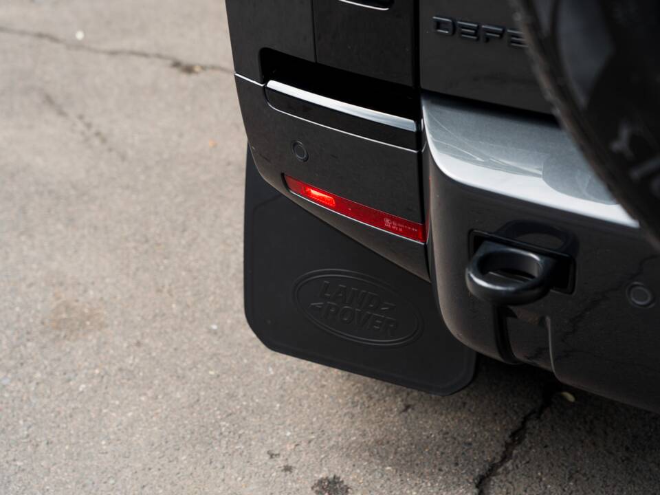 Image 12/61 de Land Rover Defender 110 D200 AWD (2023)