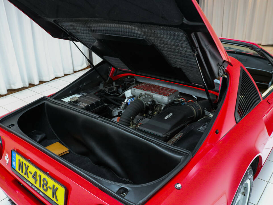 Image 12/20 de Ferrari 328 GTS (1987)