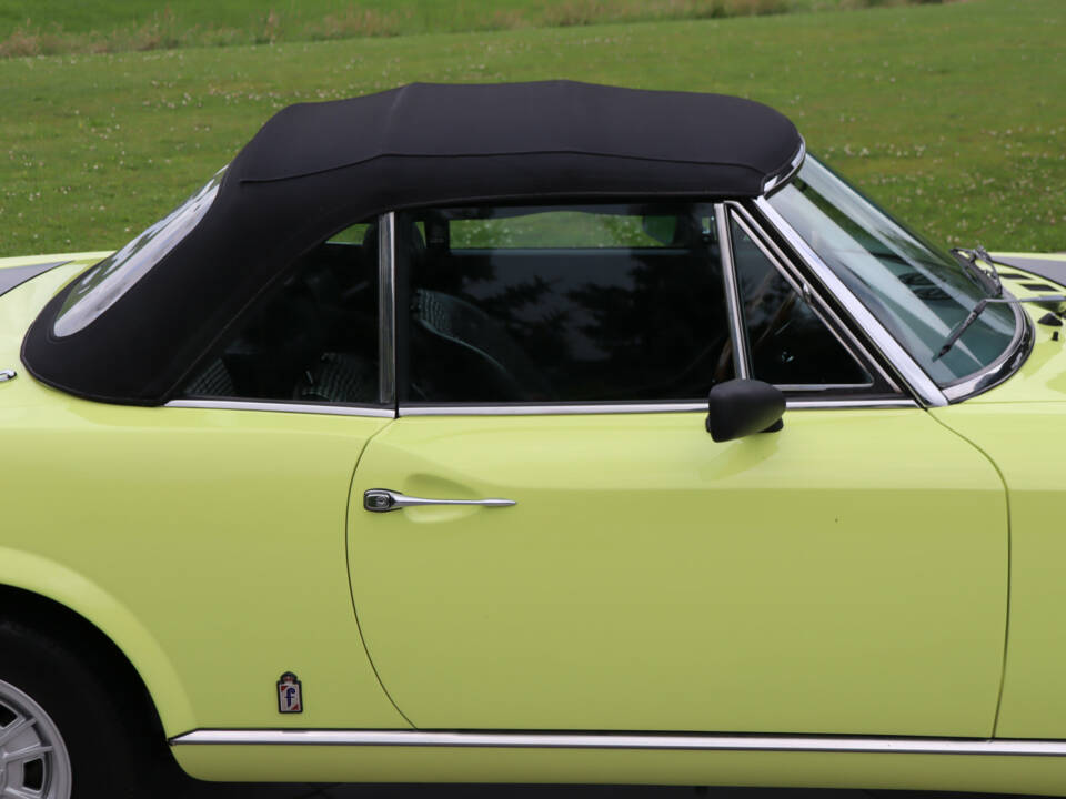 Immagine 26/50 di FIAT 124 Spider CS1 (1975)