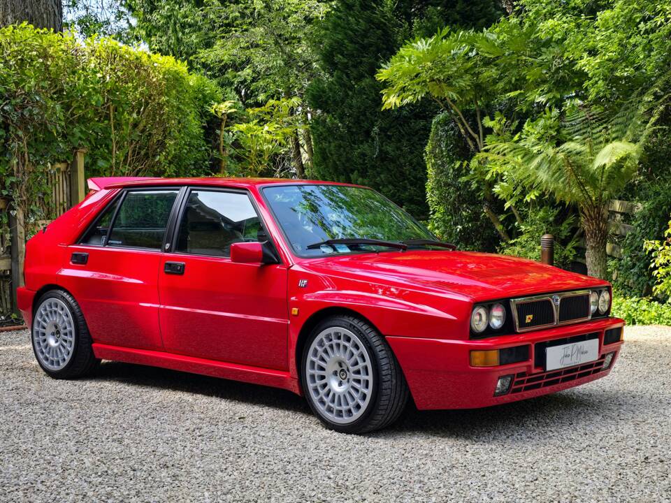 Immagine 2/63 di Lancia Delta HF Integrale Evoluzione II (1994)