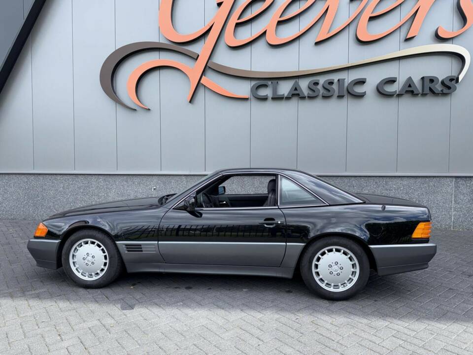 Image 16/50 de Mercedes-Benz 300 SL (1990)