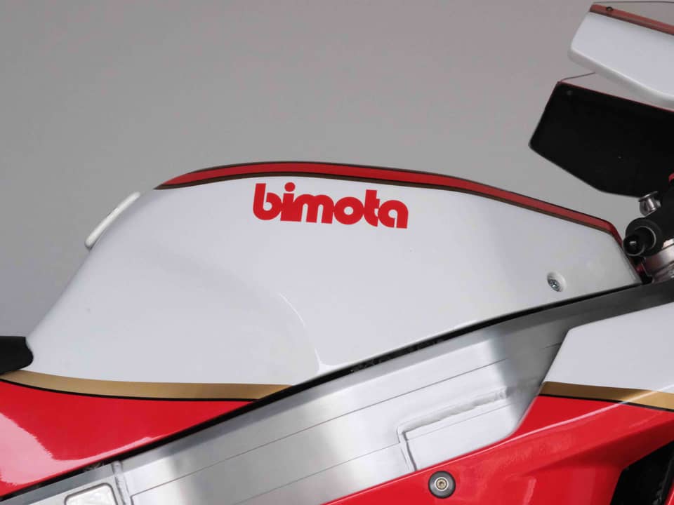 Image 15/95 of Bimota YB6 (1990)