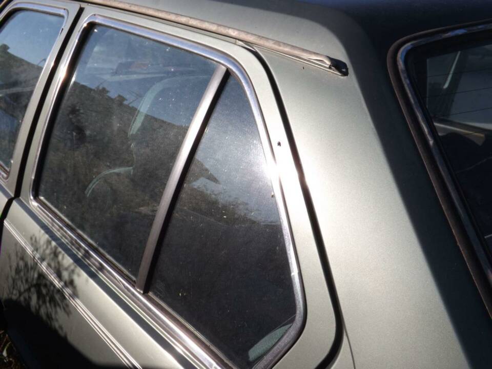 Immagine 15/50 di Volvo 360 GLE (1986)