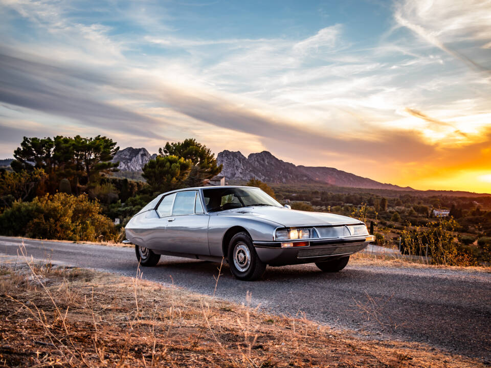 Image 47/50 of Citroën SM injection (1973)