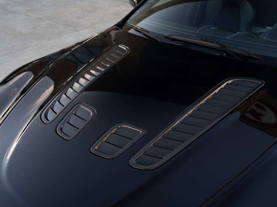 Image 11/83 de Aston Martin V12 Vantage (2009)