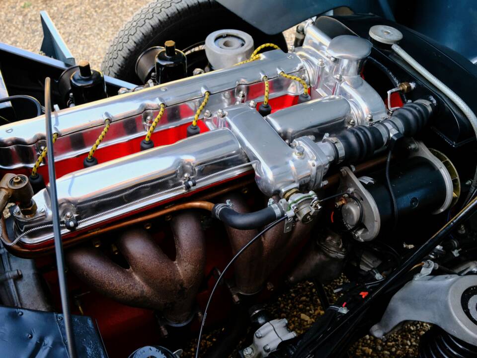 Bild 16/17 von Aston Martin DB 2/4 Mk I Vantage Convertible (1951)