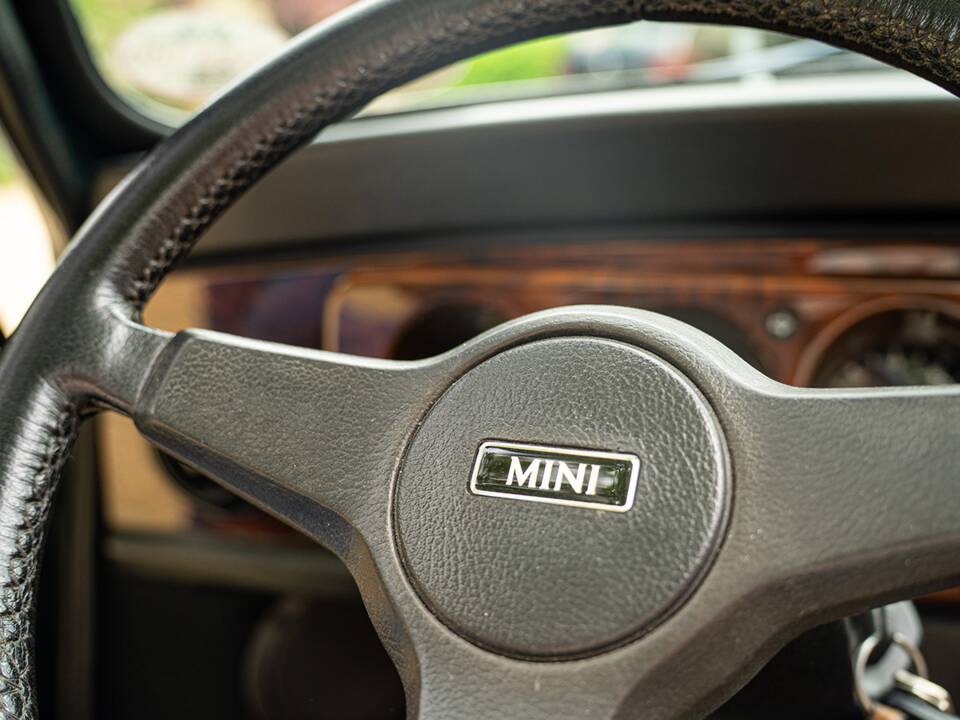 Image 61/85 of Rover Mini Cabriolet (1996)