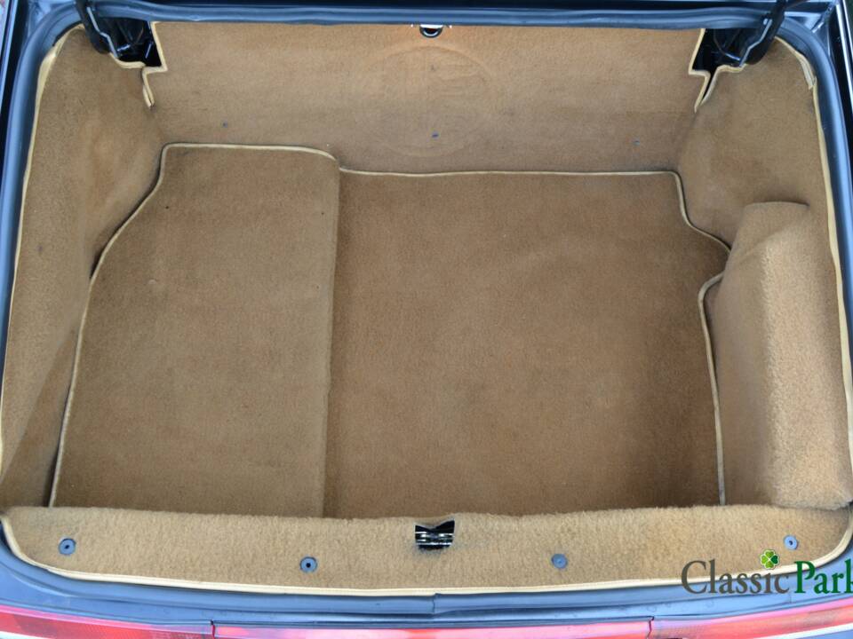Image 15/50 of Alfa Romeo 2.0 Spider (1990)