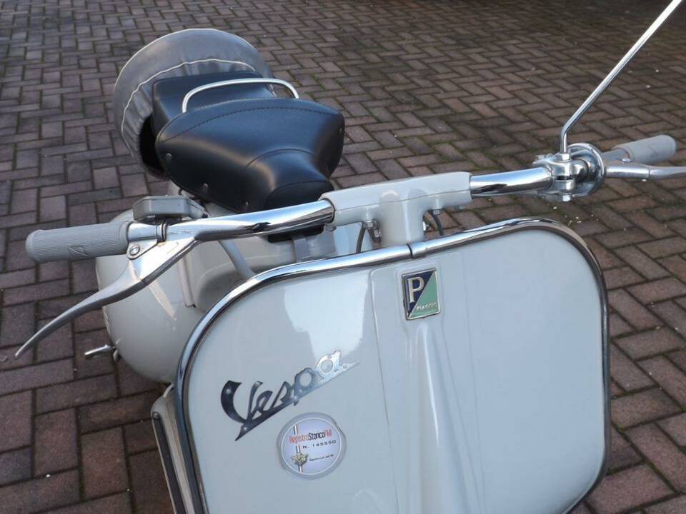 Immagine 48/50 di Piaggio Vespa 125 (1955)