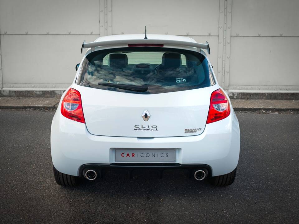 Image 25/58 de Renault Clio III 1.4 16V (2010)