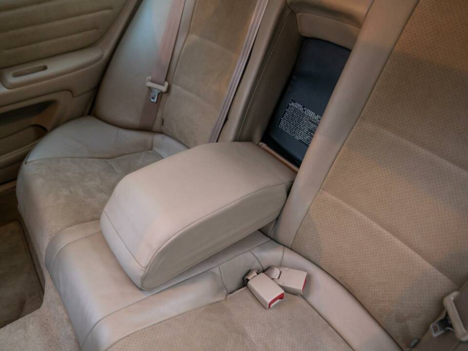 Bild 38/50 von Lexus IS 200 (2002)