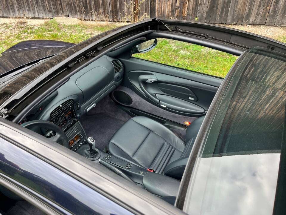 Bild 27/50 von Porsche 911 Carrera (2003)