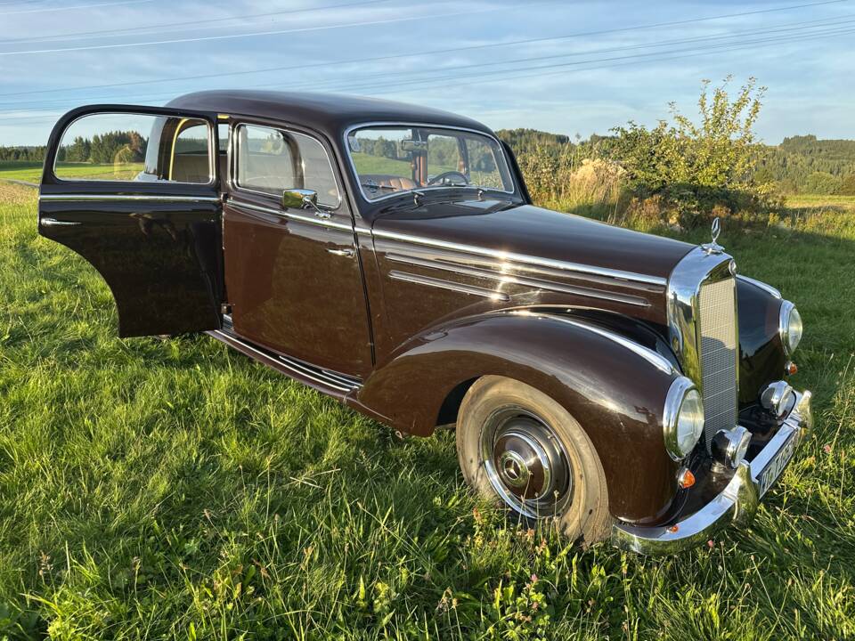 Image 22/30 de Mercedes-Benz 220 (1952)