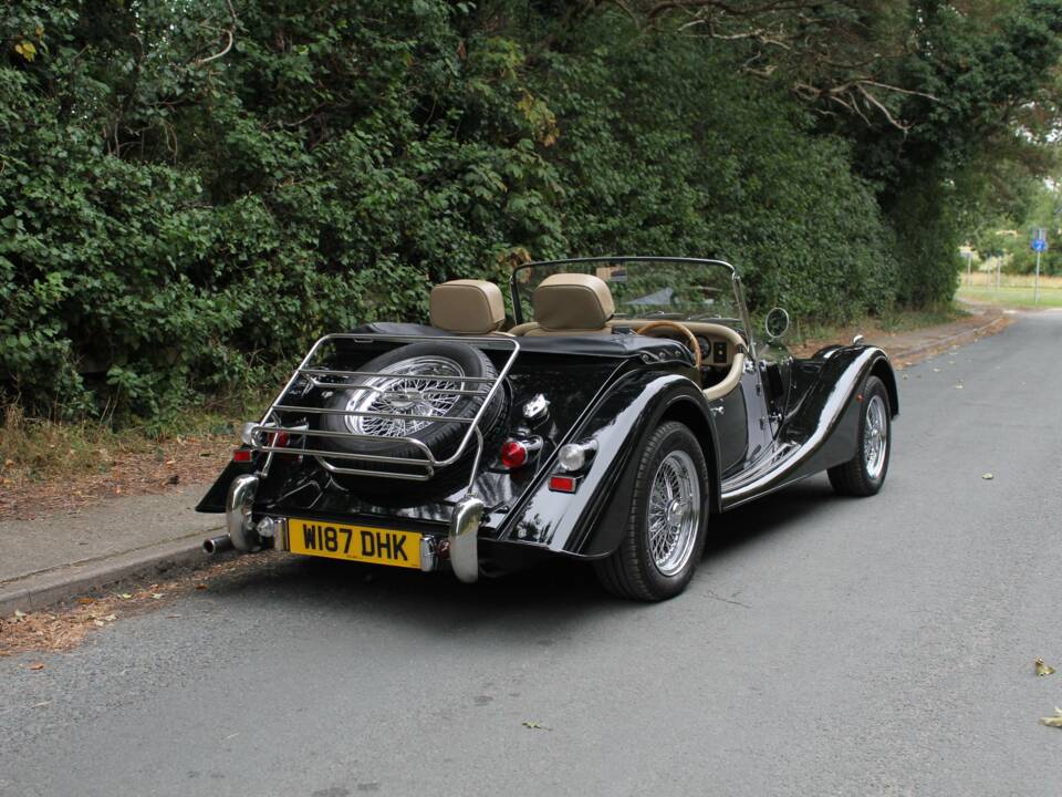 Image 6/20 of Morgan 4&#x2F;4 1800 (2000)