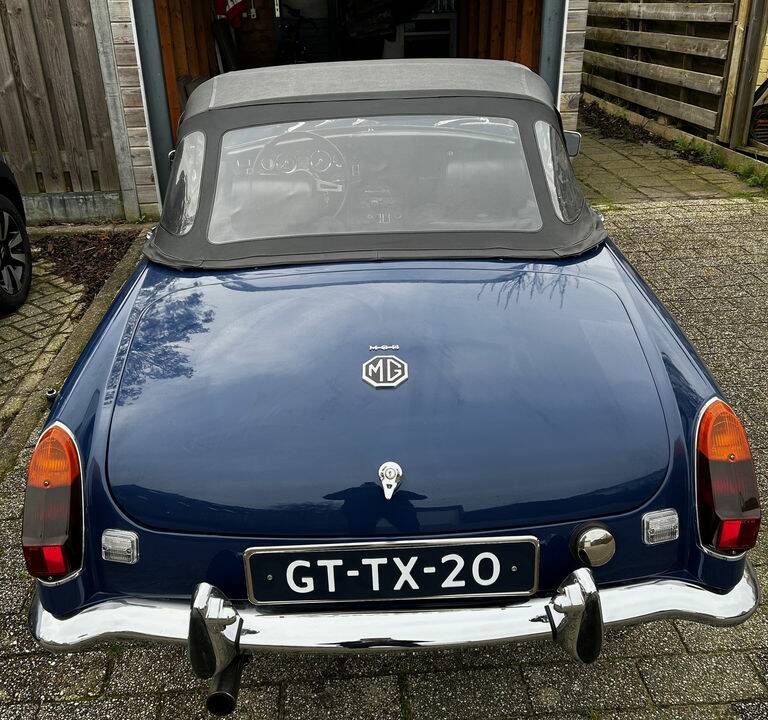 Afbeelding 4/8 van MG MGB (1974)