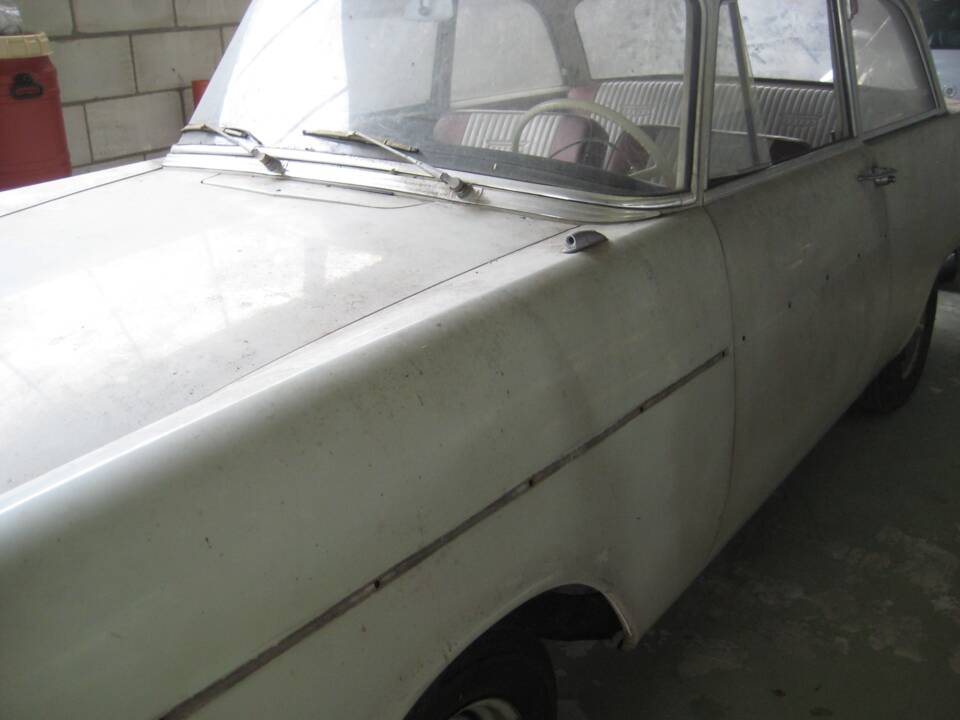 Bild 6/7 von Opel Rekord 1500 (1963)