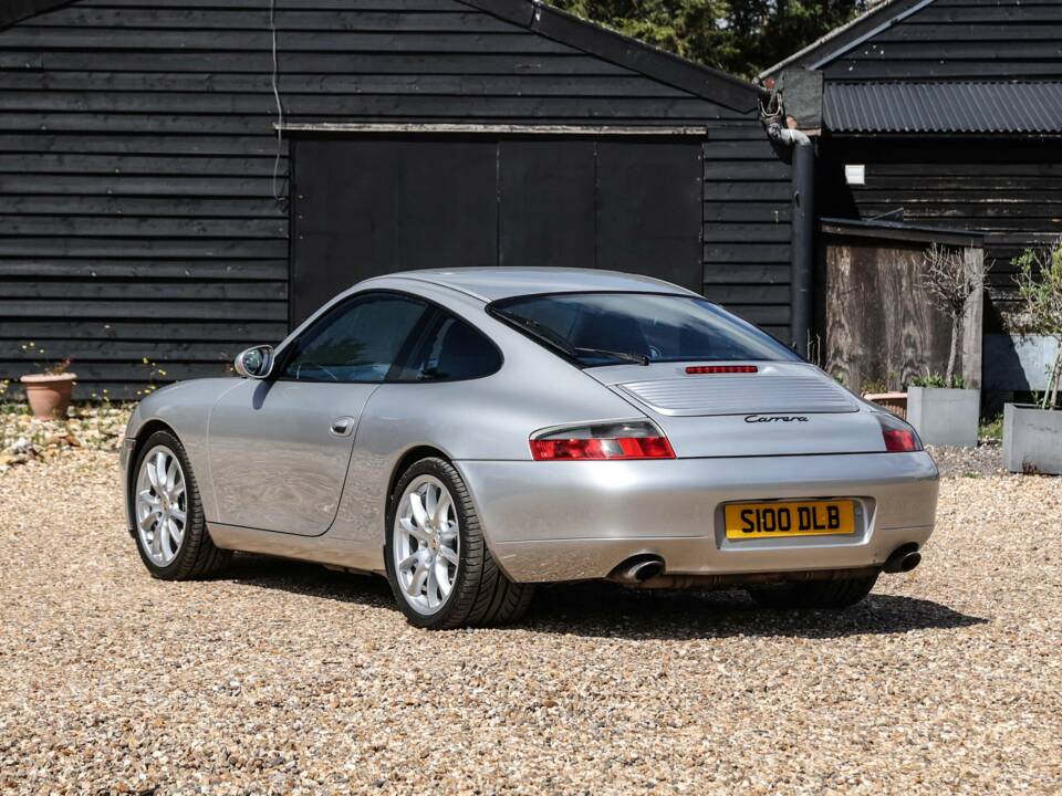 Image 10/32 of Porsche 911 Carrera (1998)