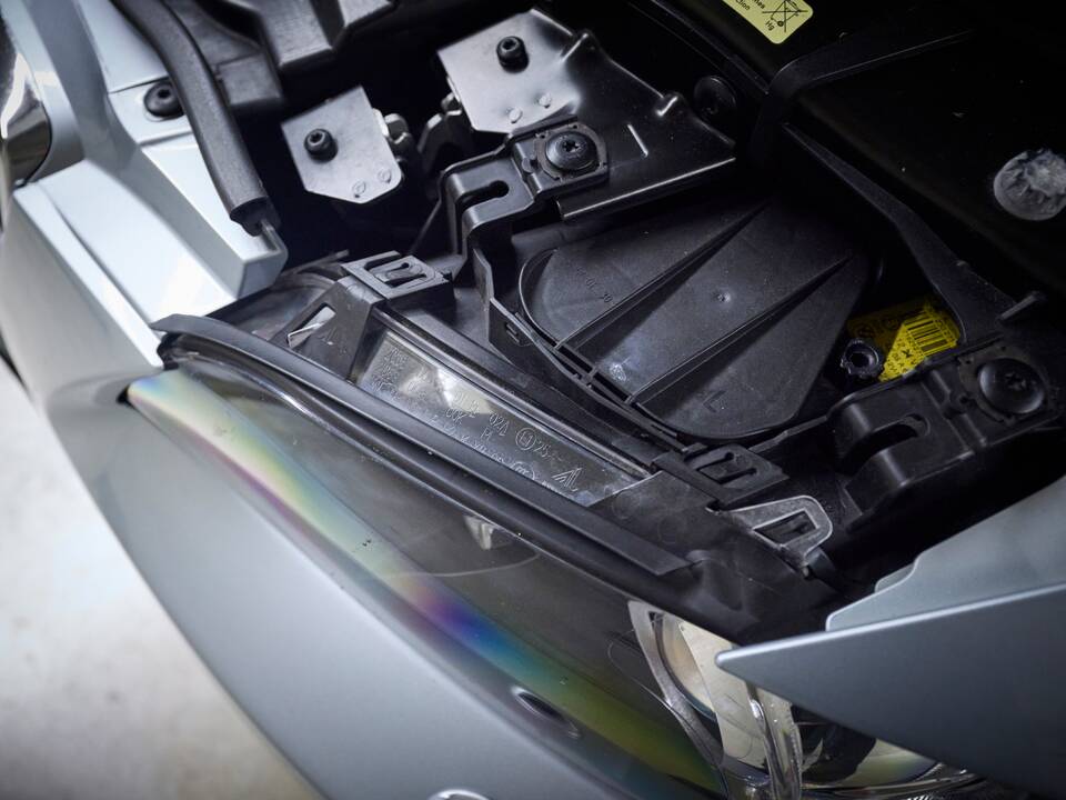 Image 99/100 of BMW M3 (2006)