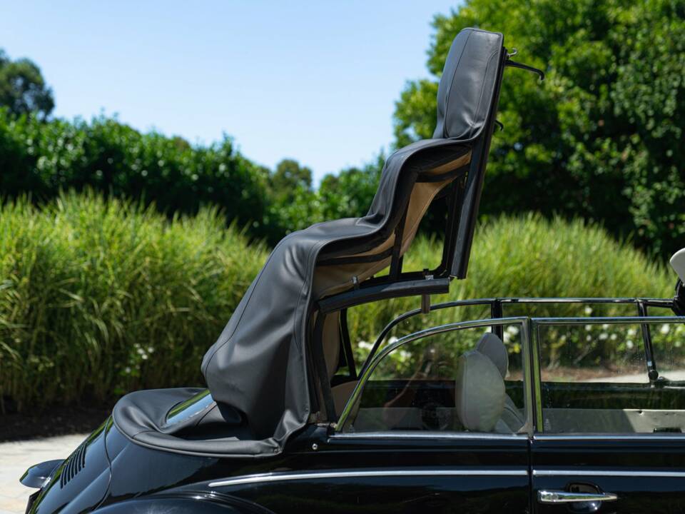 Image 18/50 of Volkswagen Beetle 1303 (1975)