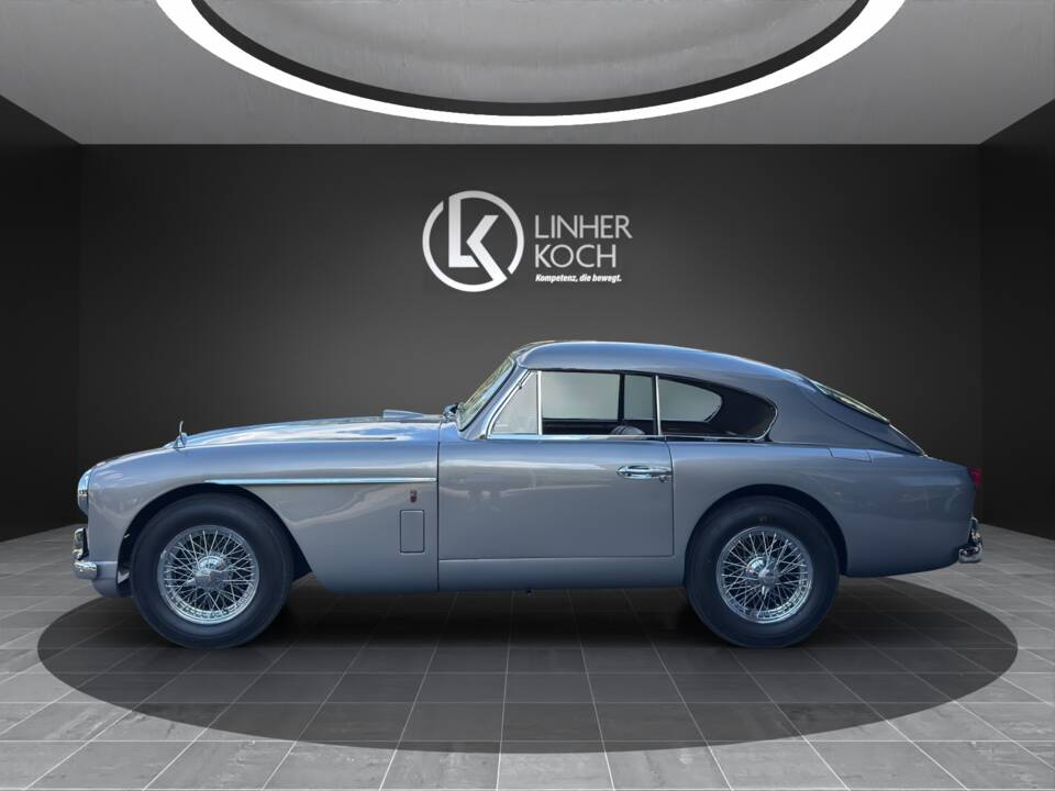 Image 2/19 of Aston Martin DB 2/4 Mk II (1956)