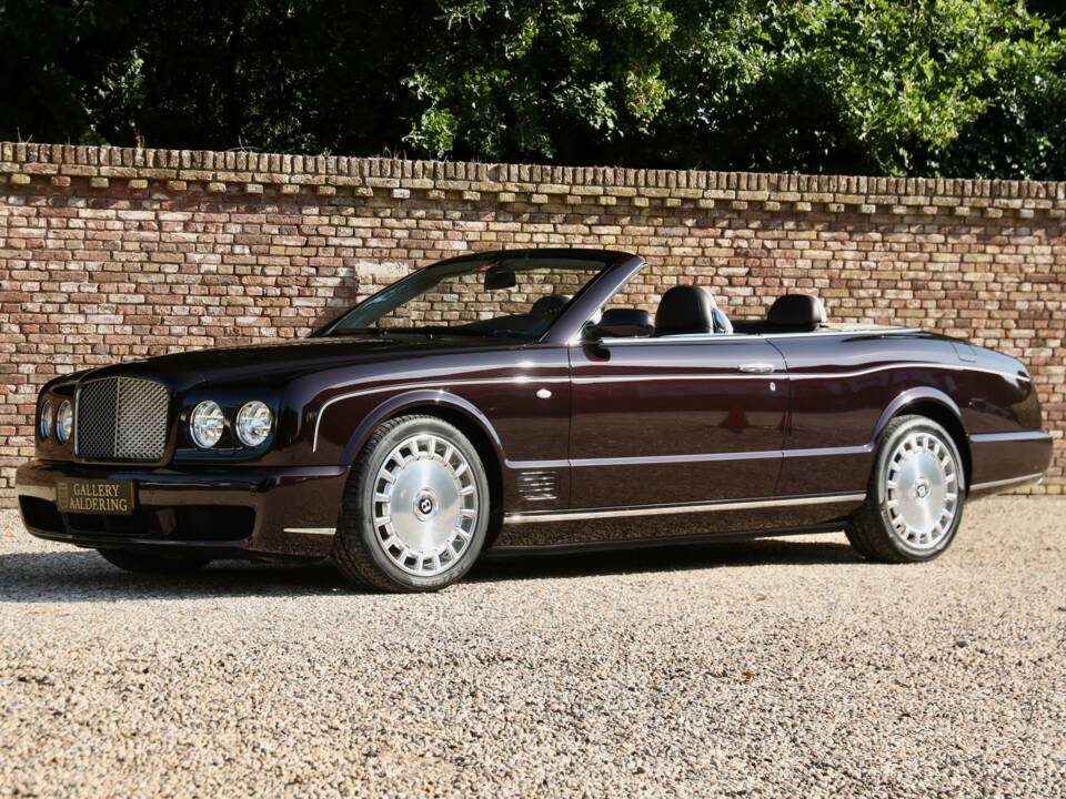 Image 25/50 de Bentley Azure (2008)