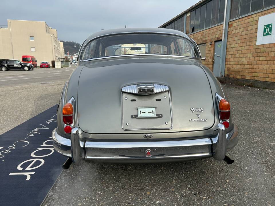 Bild 6/42 von Daimler 2,5 Liter V8 (1967)