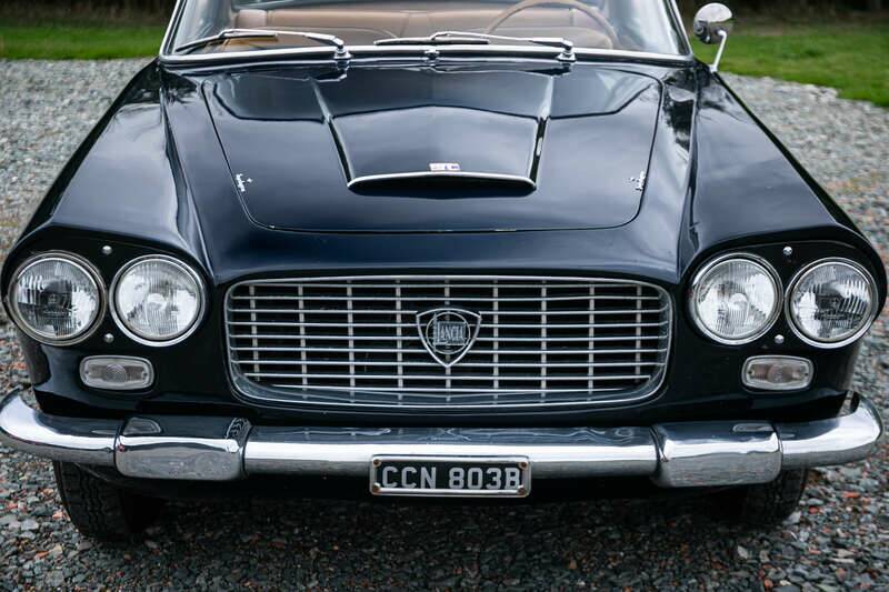 Bild 31/37 von Lancia Flaminia GTL 2.8 3C Touring (1964)