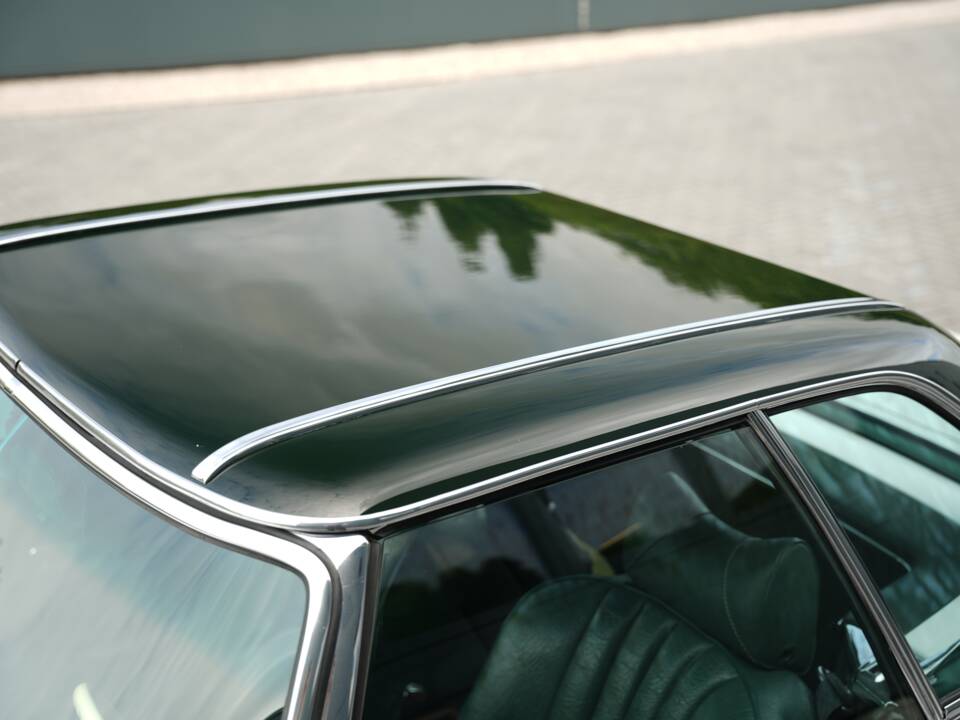 Image 44/50 de Mercedes-Benz 280 SL (1968)