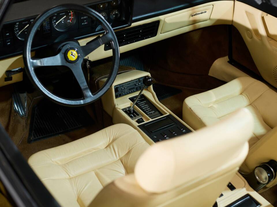 Bild 52/99 von Ferrari Mondial Quattrovalvole (1985)