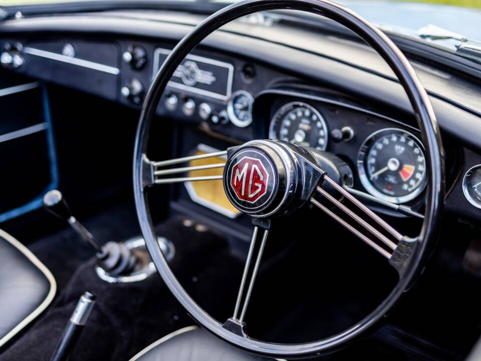 Bild 42/46 von MG MGB (1964)
