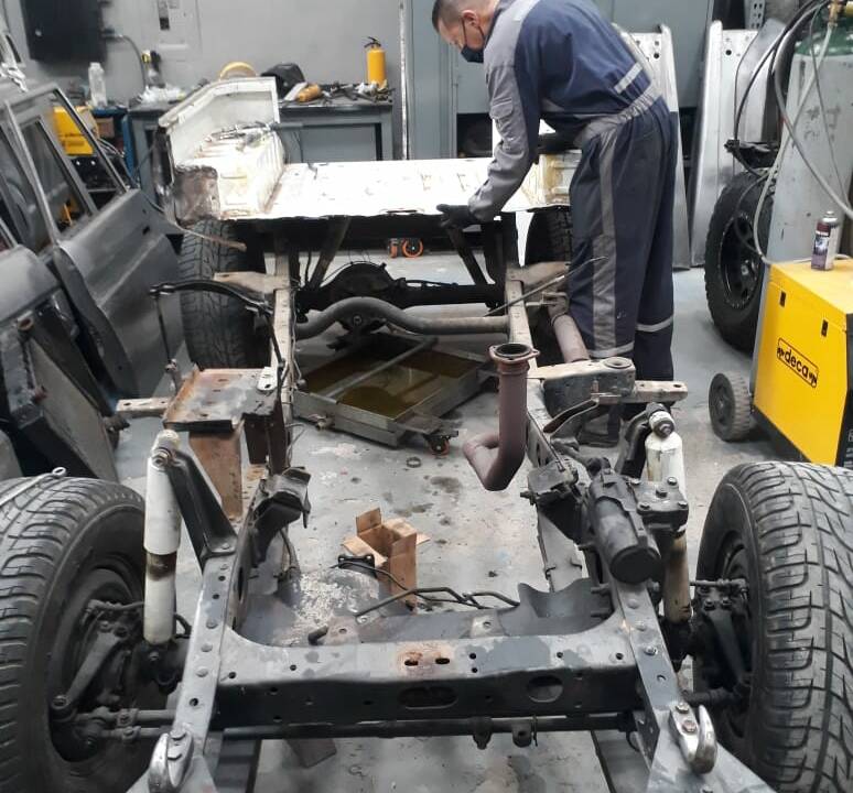 Bild 26/55 von Toyota Land Cruiser FJ 40 (1982)