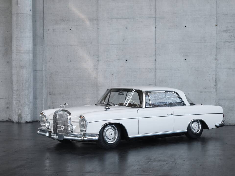 Afbeelding 4/50 van Mercedes-Benz 300 SE (1963)