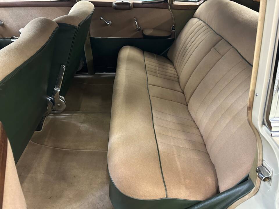 Afbeelding 12/37 van Mercedes-Benz 300 (1952)