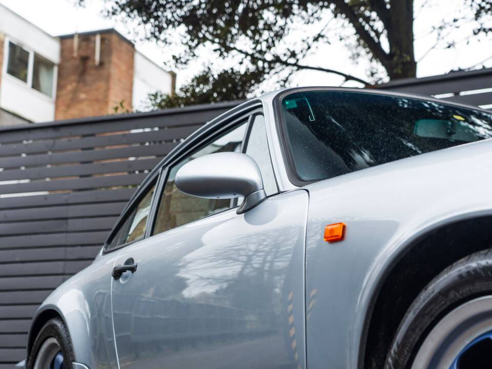 Afbeelding 53/61 van Porsche 911 Carrera 4 (1990)