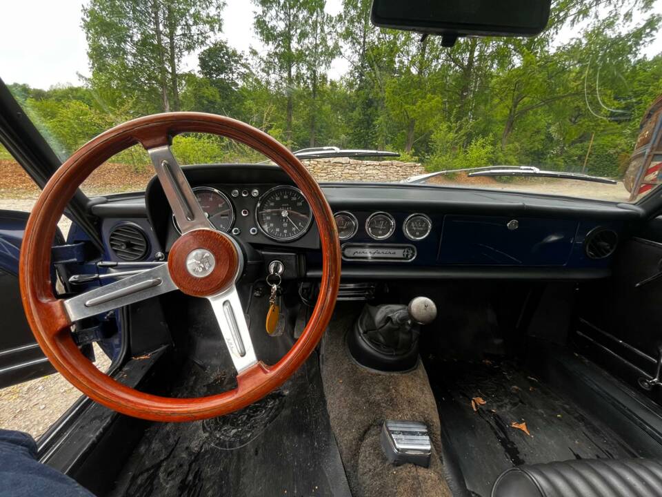 Immagine 3/14 di Alfa Romeo Spider 1300 Junior (1972)