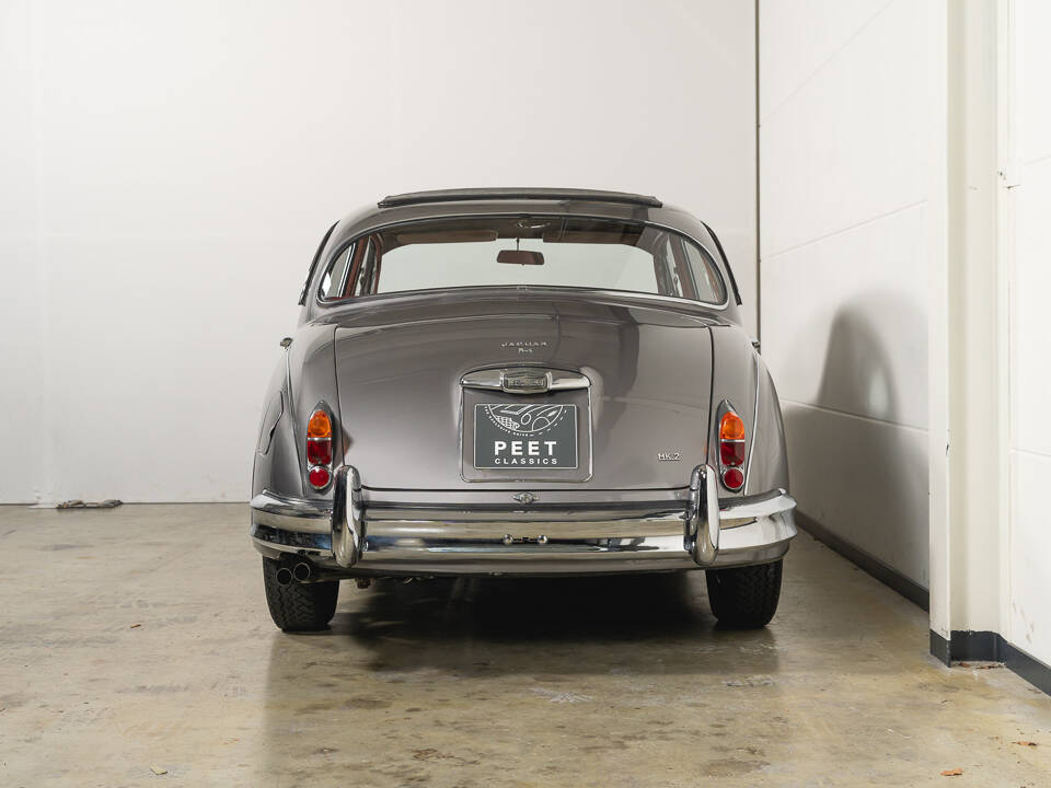 Image 8/34 de Jaguar Mk II 3.4 (1965)